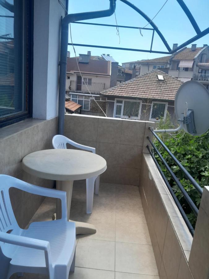 Апартаменти И Стаи За Гости Анхиало Pomorie Bagian luar foto