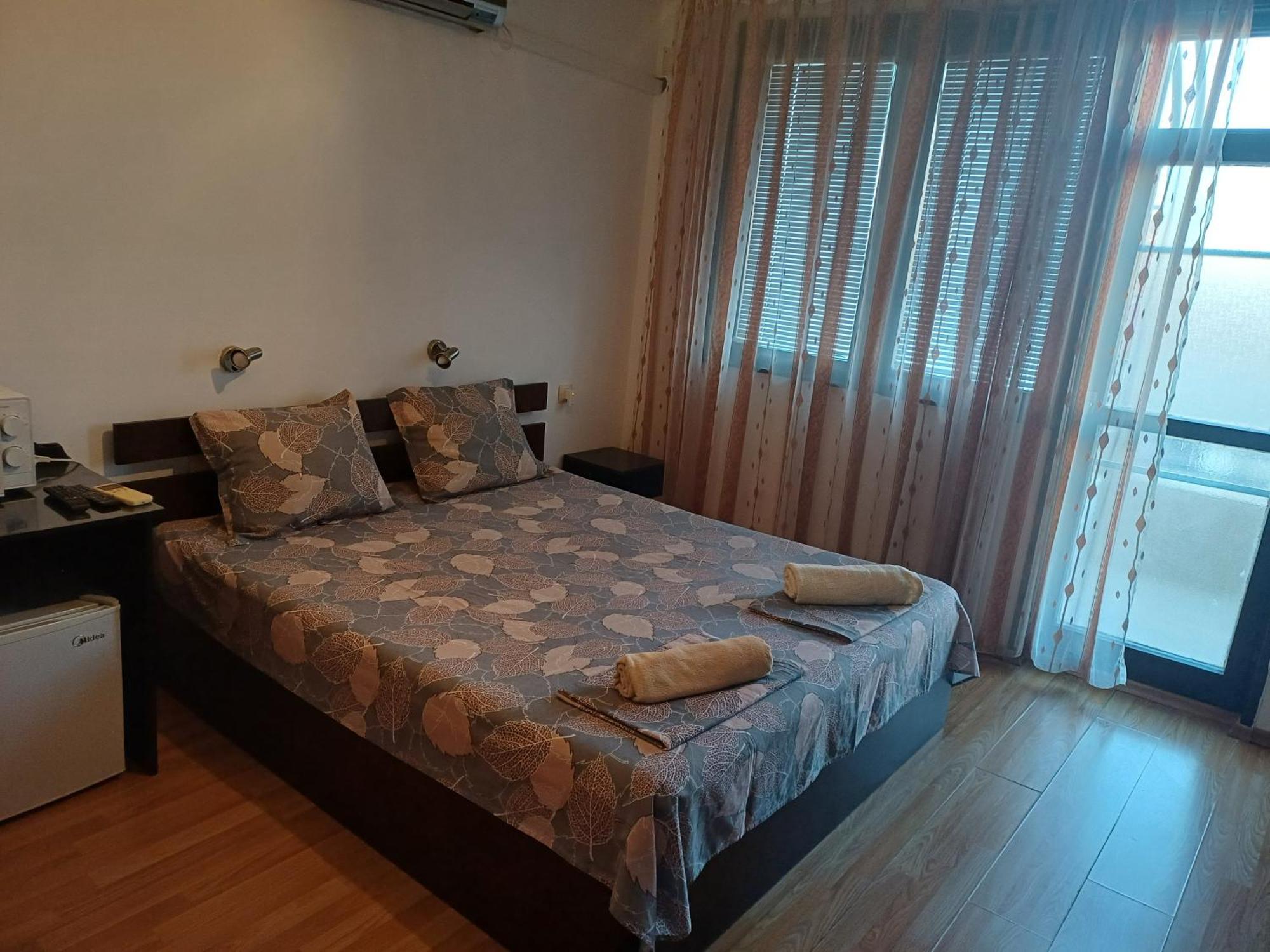 Апартаменти И Стаи За Гости Анхиало Pomorie Bagian luar foto
